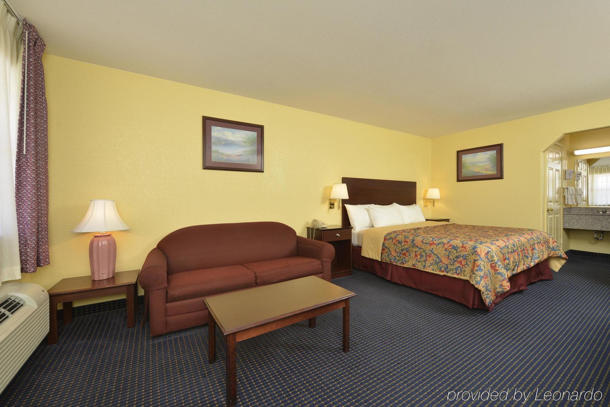 Days Inn Gun Barrel City الغرفة الصورة